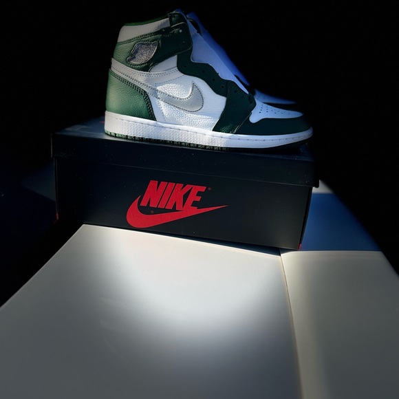 Air Jordan 1 retro high OG - Picture 7 of 8